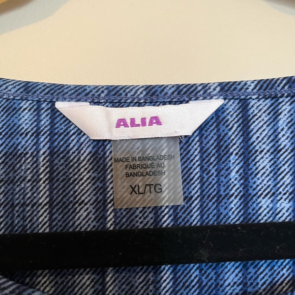Alia Long Sleeve Dress Shirt - Picture 4 of 6